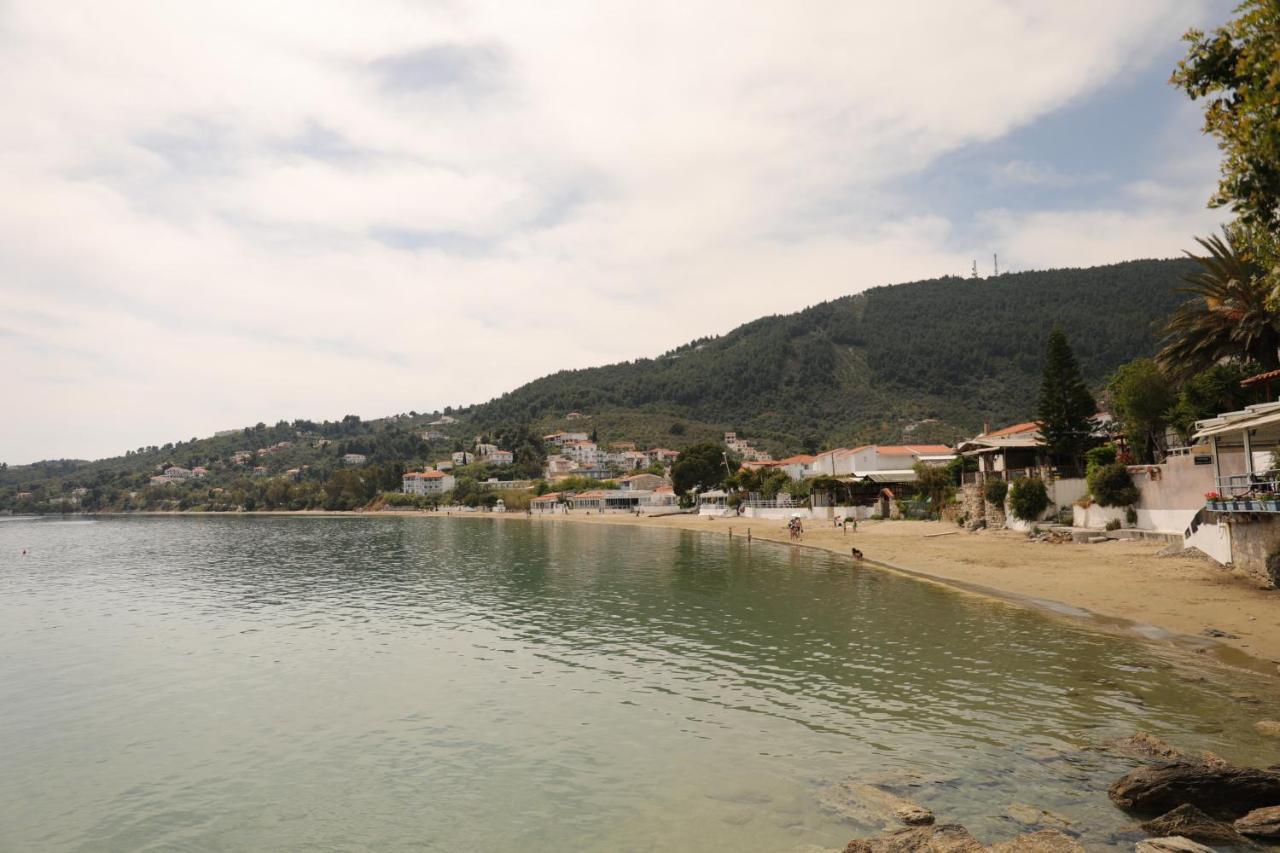 Ftelia Studios Skiathos Town Exterior photo