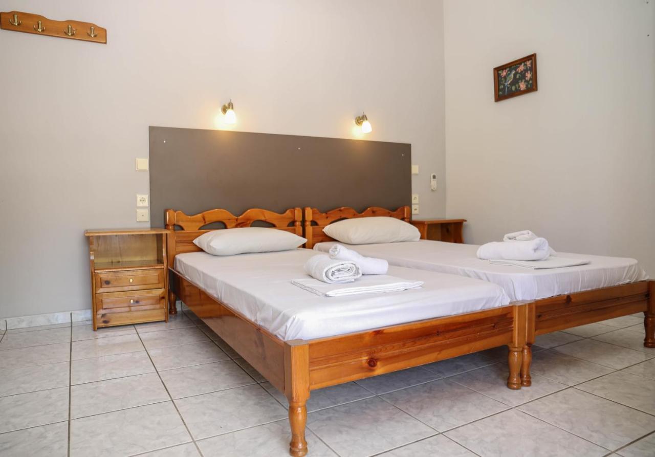 Ftelia Studios Skiathos Town Exterior photo