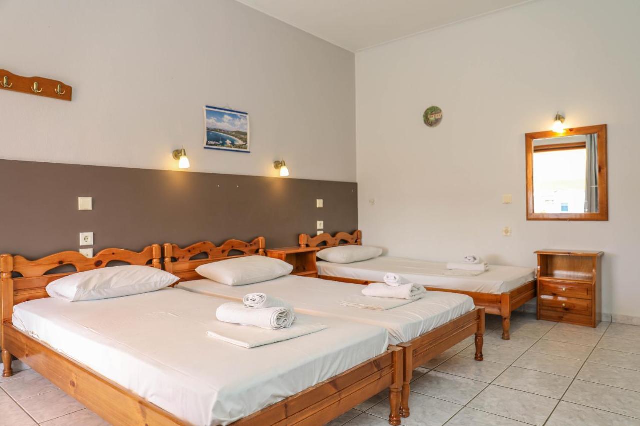 Ftelia Studios Skiathos Town Exterior photo